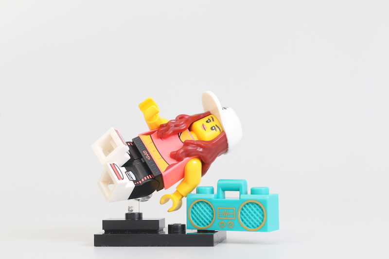 LEGO Collectible Minifigures Series 20 review 7