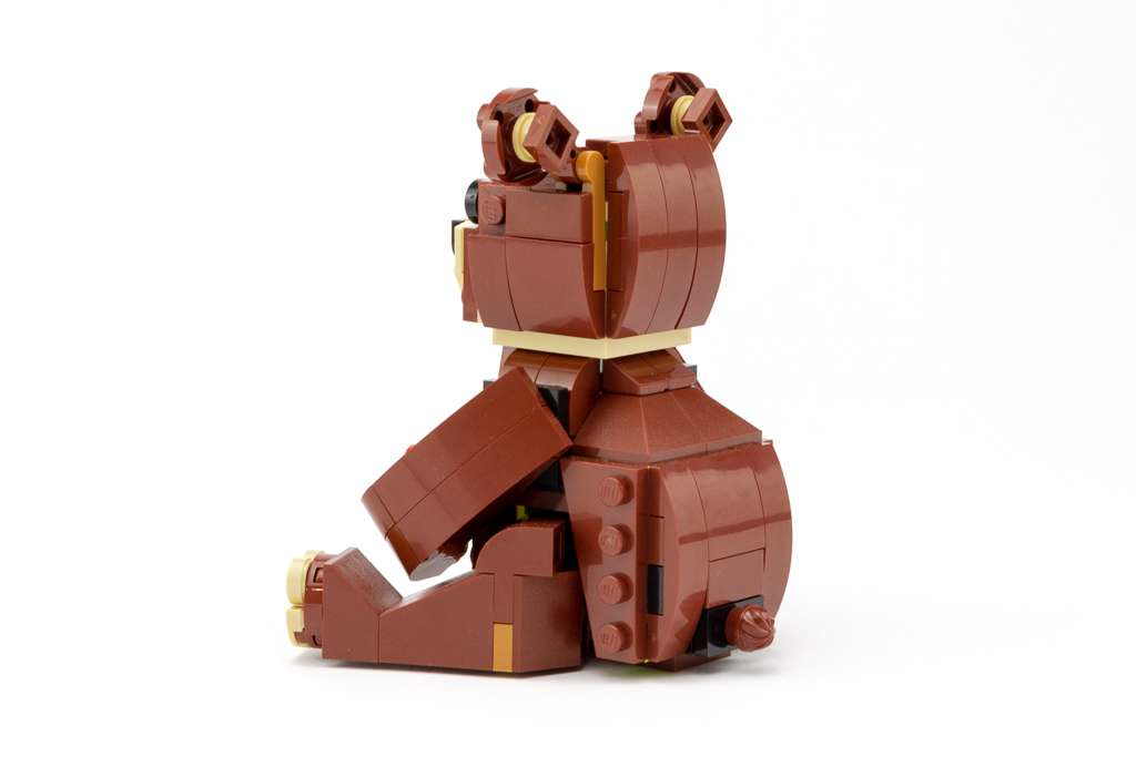 LEGO Review Valentines Brown Bear 12
