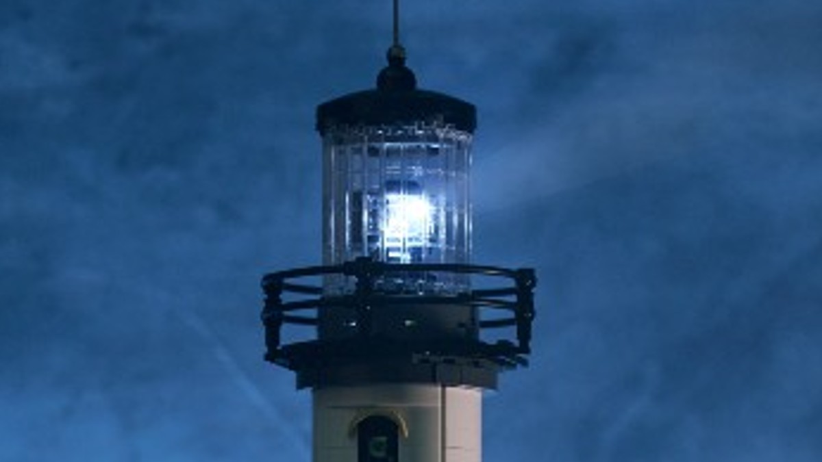 LEGO Ideas 21335 Motorised Lighthouse presented a potential safety risk