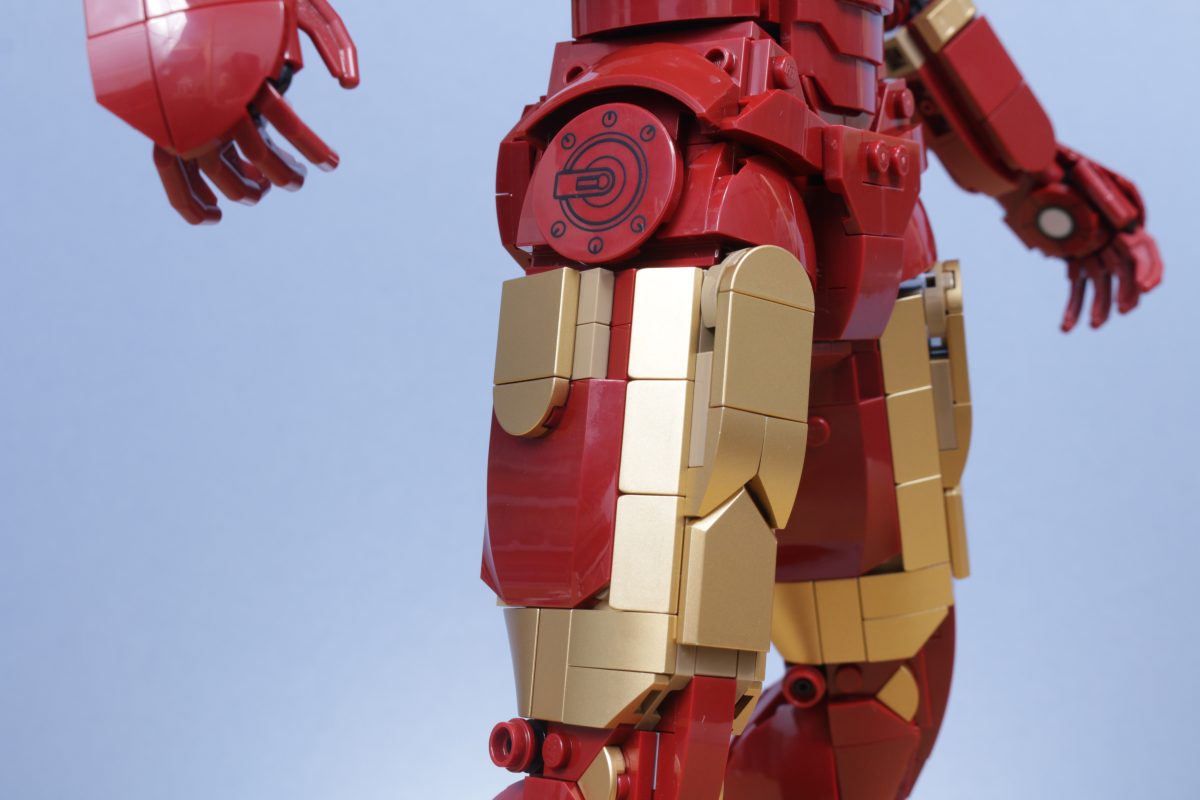 LEGO Marvel 76344 Iron Man Mark 3 Collectors Edition review 60 1200x800
