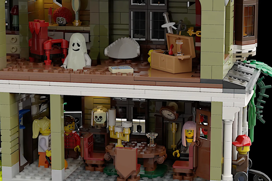 LEGO Ideas Halloween House 9