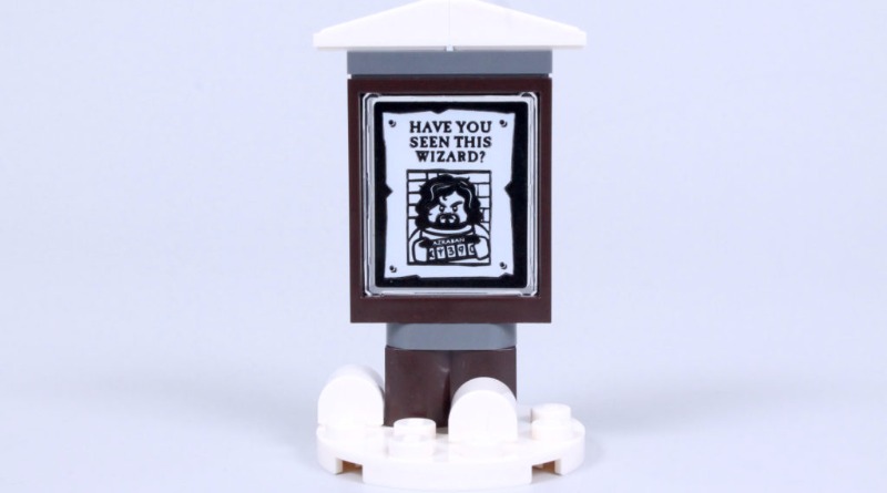 Does LEGO Harry Potter 76388 Hogsmeade Village Visit mix two movies?