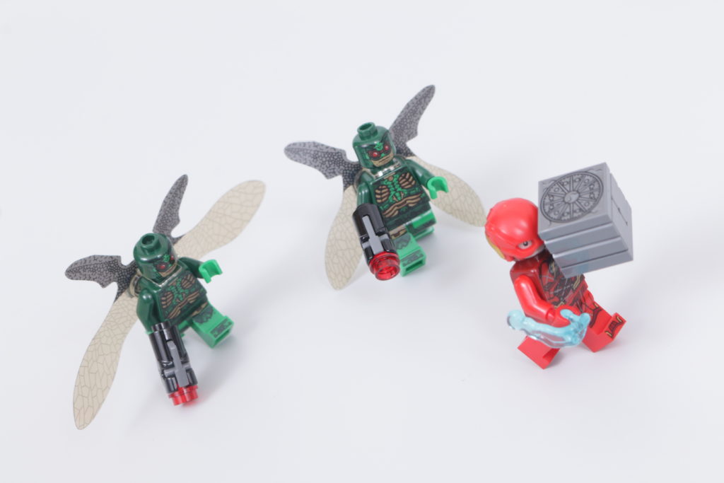 LEGO Zack Snyder Justice League sets 76086 Knightcrawler Tunnel Attack 76087 Flying Fox Batmobile Airlift Attack 76085 Battle of Atlantis 25
