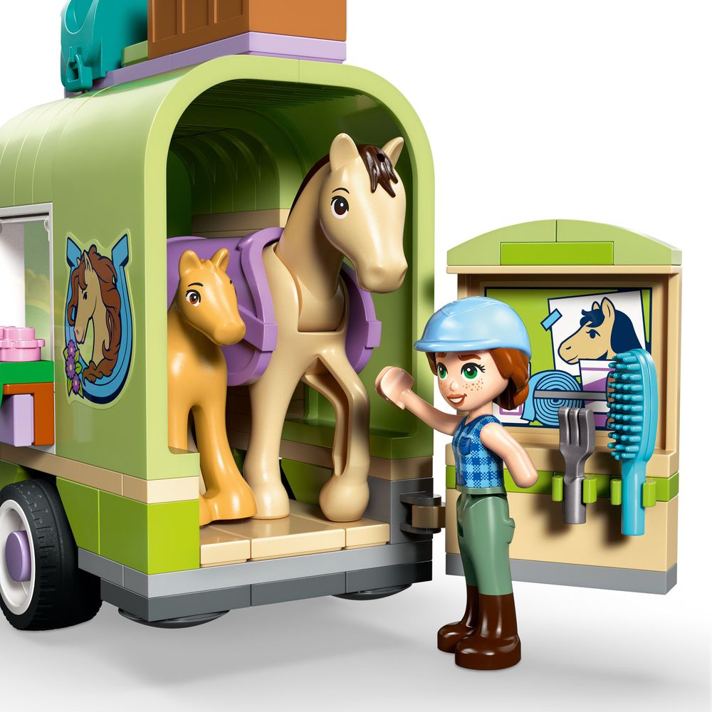 LEGO Friends 42695 Horse Baby Foal Trailer 10