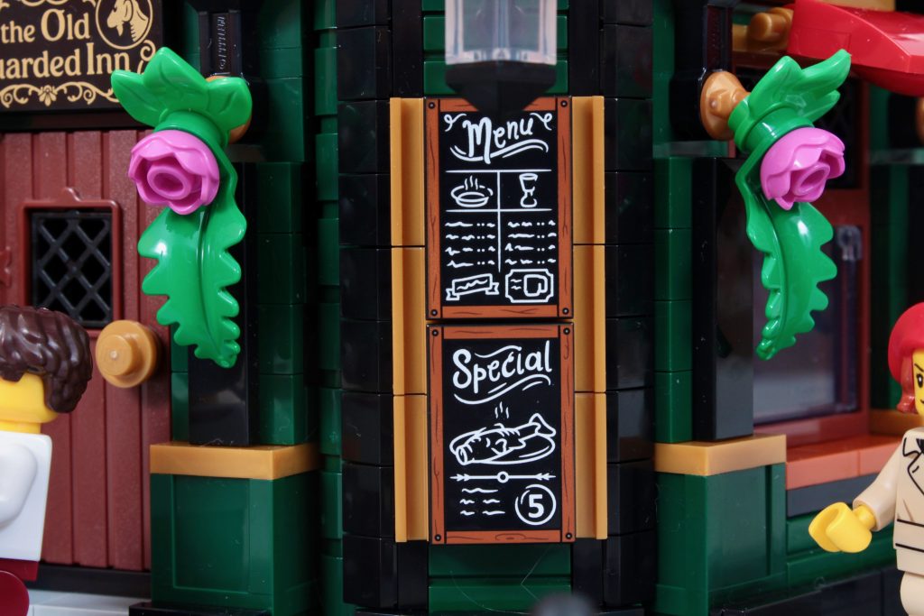 LEGO Icons 10350 Tudor Corner review 7 1024x683